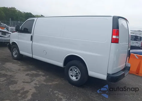 2020 Chevrolet Express Cargo Rwd 2500 Regular Wheelbase Wt from USA, damaged, VIN 1GCWGAFP5L1159997
